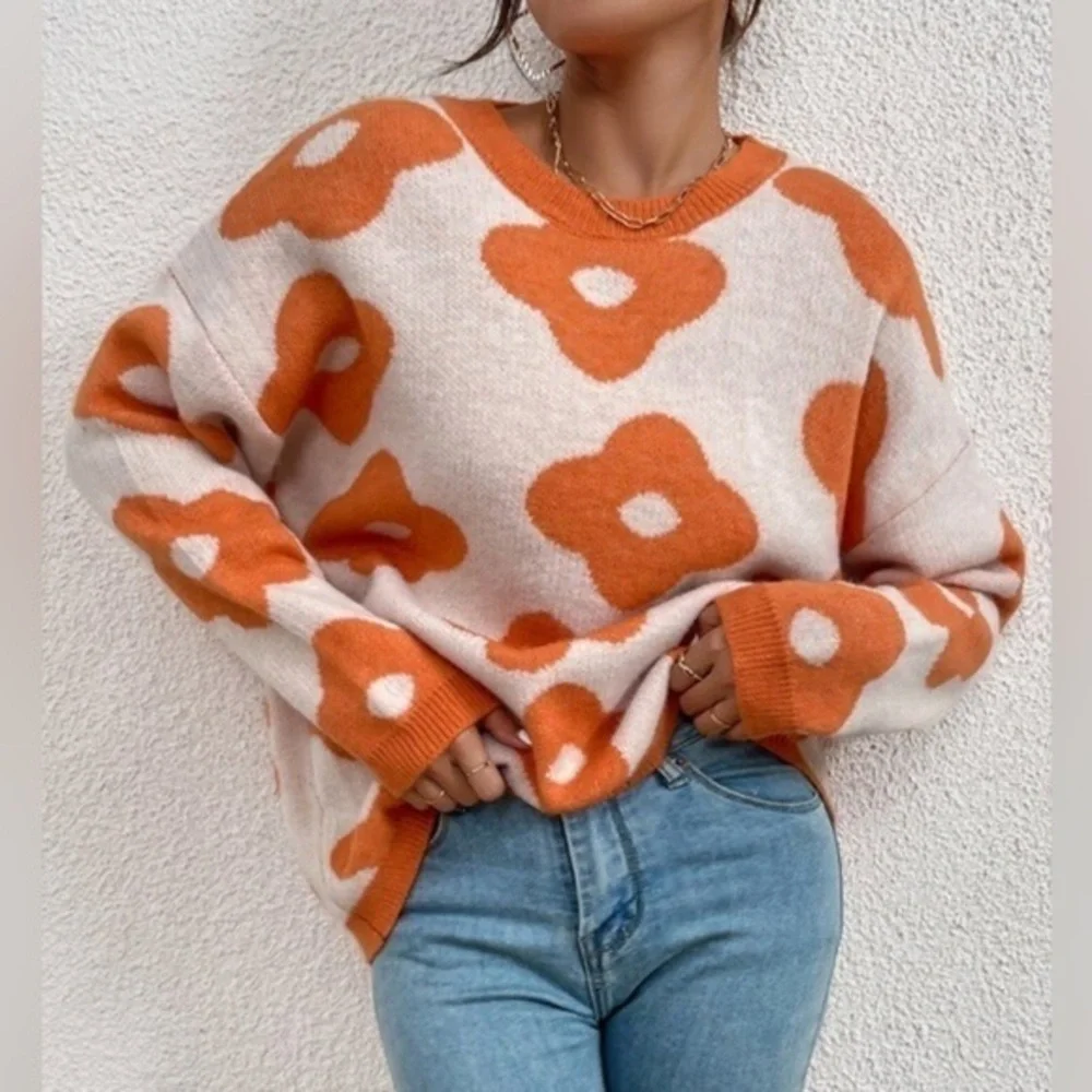 Floral pattern sweater size medium